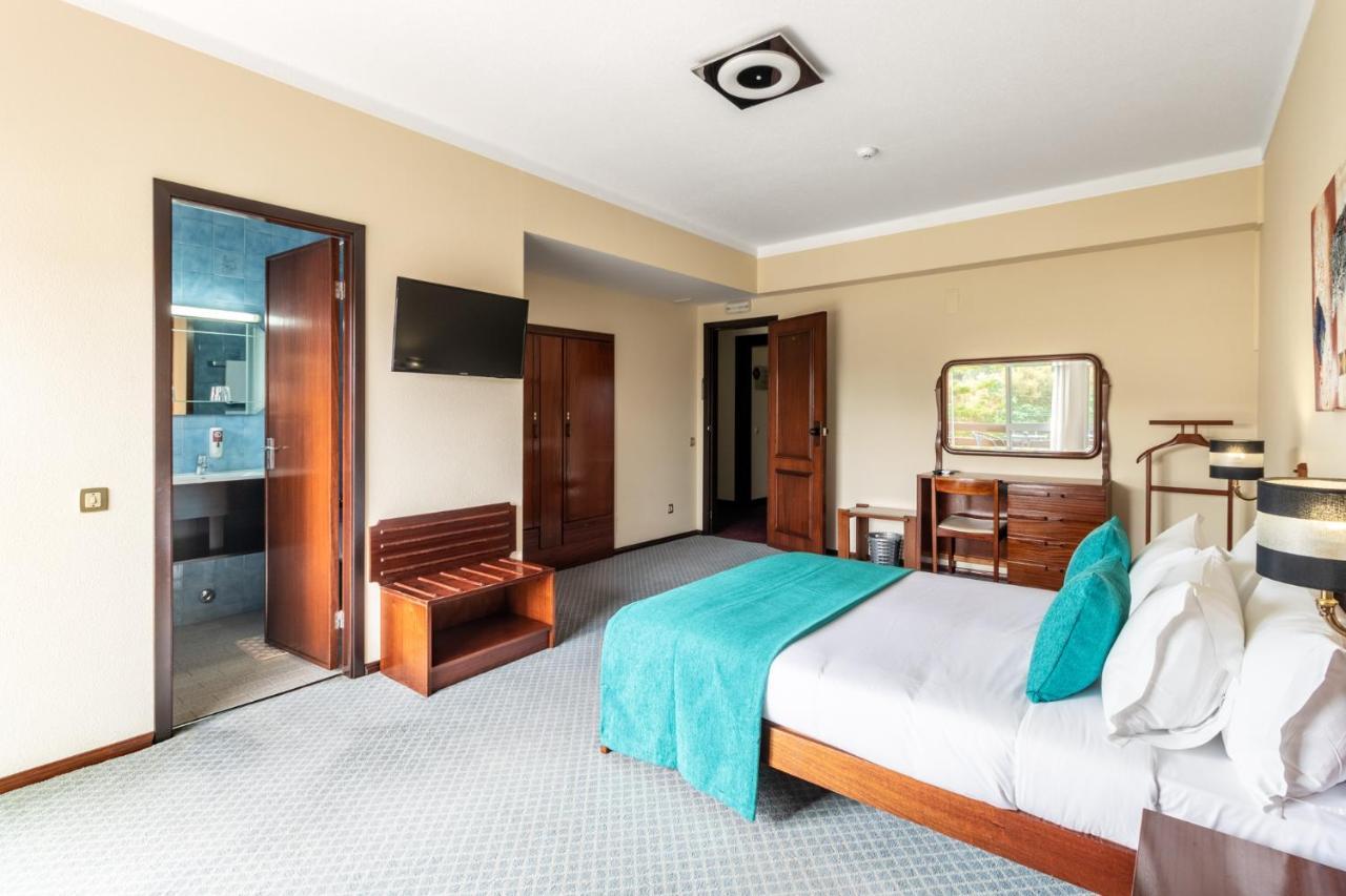 Hotel Colmeia Монте-Реал Экстерьер фото