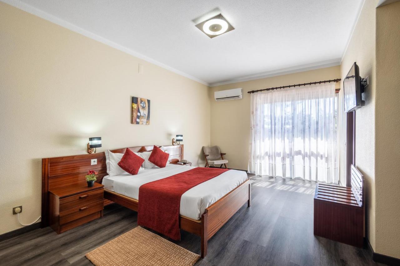 Hotel Colmeia Монте-Реал Экстерьер фото