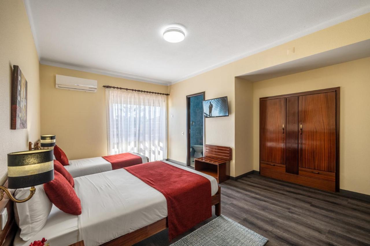 Hotel Colmeia Монте-Реал Экстерьер фото